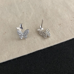 大人気　silver S925純銀製　ダブル　バタフライ　蝶々　ミニピアス　イヤリング　小さい　小ぶり　E9799 3枚目の画像