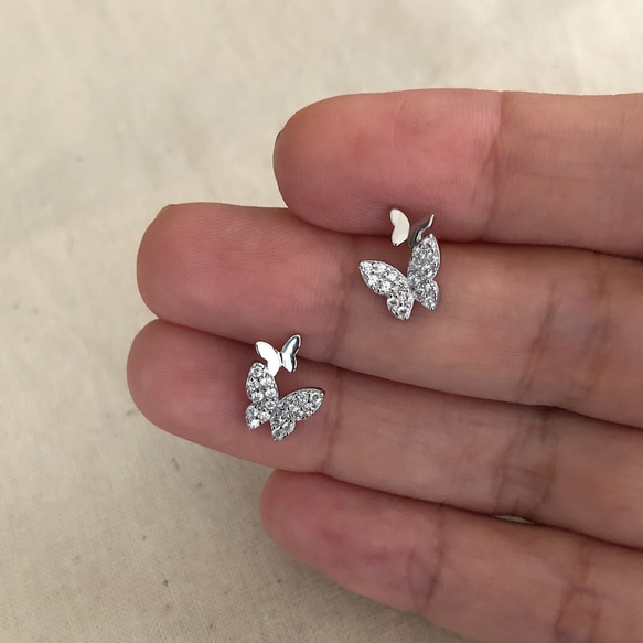大人気　silver S925純銀製　ダブル　バタフライ　蝶々　ミニピアス　イヤリング　小さい　小ぶり　E9799 4枚目の画像
