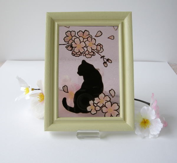 桜と猫のガラス絵 2枚目の画像