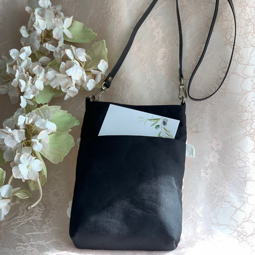 ❤️素敵なサコッシュ❤️希少最高級スイステキスタイル立体薔薇