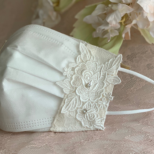 再販❤️大人気❤️スワロフスキー付 高級薔薇レース 不織布マスク  