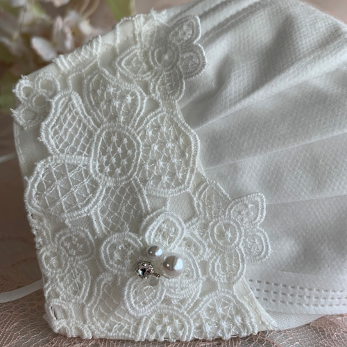579 不織布マスクカバー レース 花柄刺繍 ホワイト フラワー パール 579 不織布マスクカバー レース 花柄刺繍 ホワイト フラワー パール