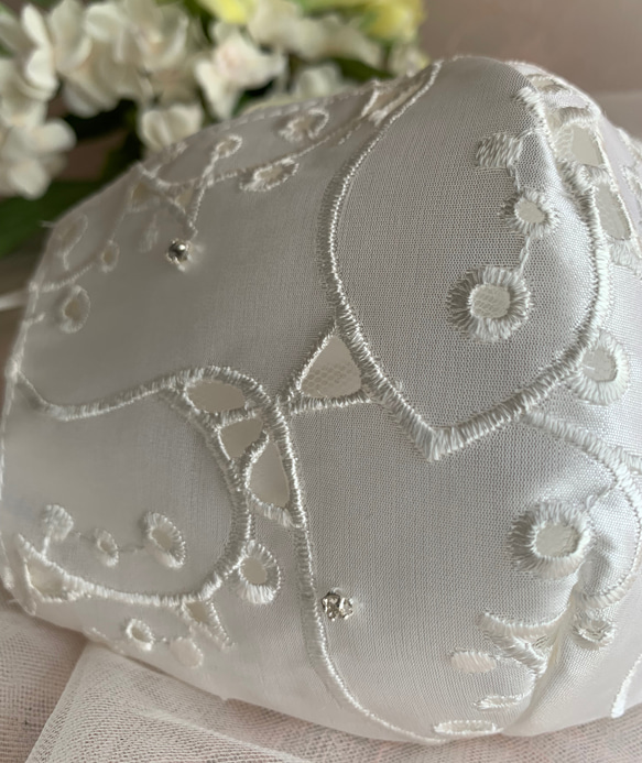 シルク❤️イタリア製ハートの花びらエンブロイダリー❤️スワロフスキー不織布カバー透けるか選べる❤️結婚式　リゾート 5枚目の画像