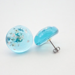 特集掲載　海藍　玻璃✕押花　樹脂加工耳環　耳針可轉耳夾　❊空郵台灣5-7天 第3張的照片
