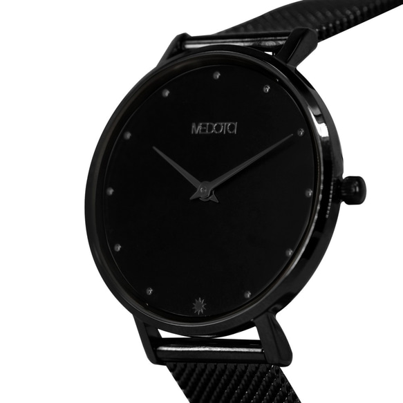 Mini Chica 黑色簡約小錶面米蘭錶帶女錶 / LH-10301 黑色 第3張的照片