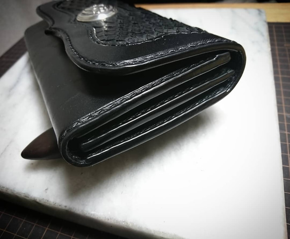 レッドパイソンロングウォレット～redpython tri-fold wallet～ 7枚目の画像