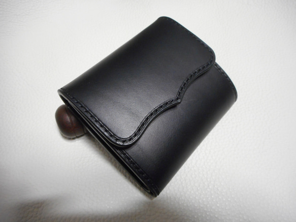 20％オフ！3つ折りショートウォレット〜compact tri-fold wallet black〜 1枚目の画像