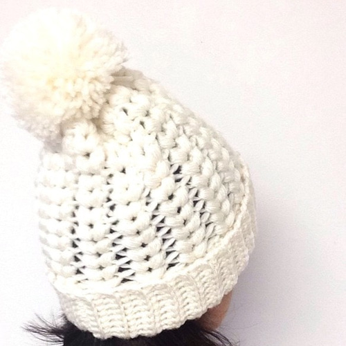 玉編みハートのボンボン付きニット帽 【ホワイト】 ニット帽・ビーニー
