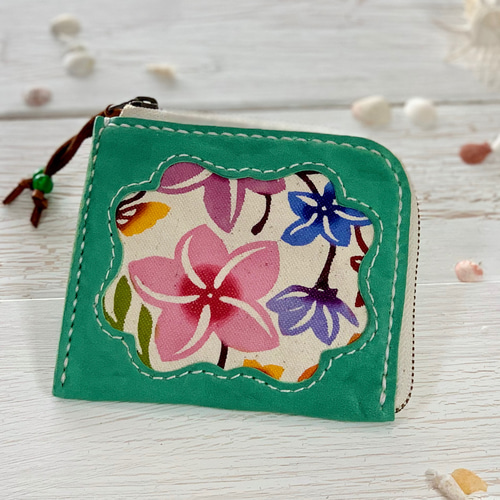 ハンドメイド レザー 長財布 花柄 ターコイズ装飾