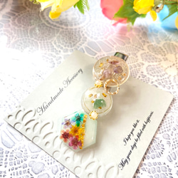 ドライフラワーと微粒子ラメ♡レジン　ヘアクリップ　アクセサリー 3枚目の画像