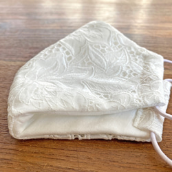 【再販】牡丹刺繍のコットンレース×ガーゼ4重の布マスク｜ノーズワイヤーオプション可能 5枚目の画像