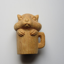 木彫　コーヒーカップにリス 3枚目の画像