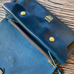 【受注製作（納期約2週間）】姫路レザー製ショルダーウォレットバッグ『envelope』ネイビーブルー 9枚目の画像