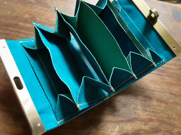 【一点物です】マーブル染めの二つ折り財布『avanico-harf』 7枚目の画像