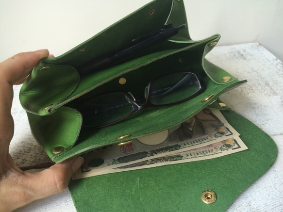 [定做（交貨時間：約一個半月）]意大利皮革* Korokoro長錢包“ fave” L（葉綠色） 第2張的照片