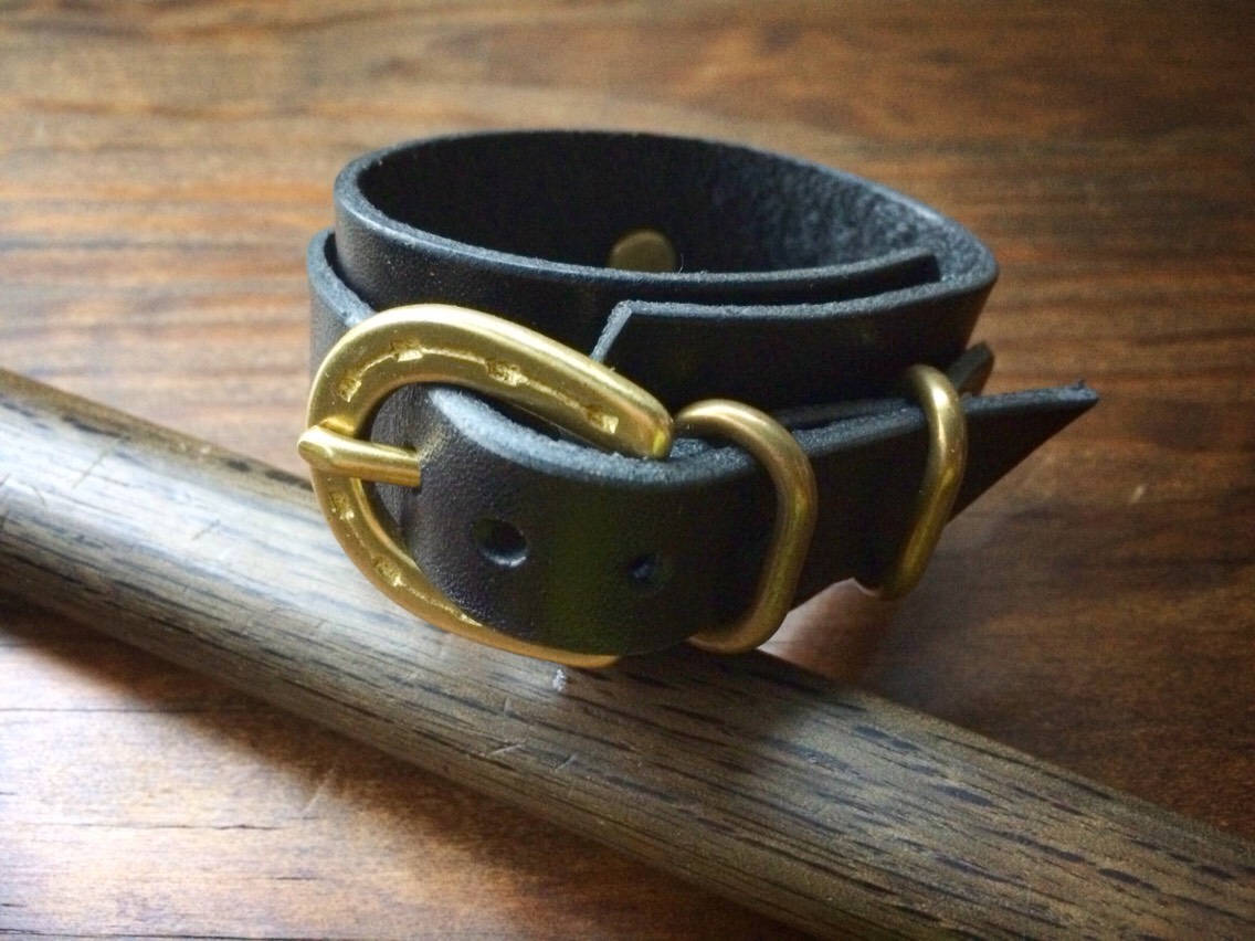 【受注製作（納期約1ヶ月）】栃木レザー＊レザーブレスレット「herradura-B」ブラック