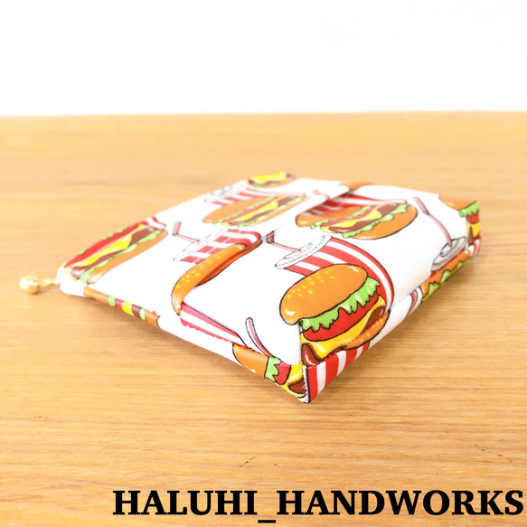 ハンバーガー柄　ポケットティッシュ　小物入れポーチ　マチ付き 3枚目の画像