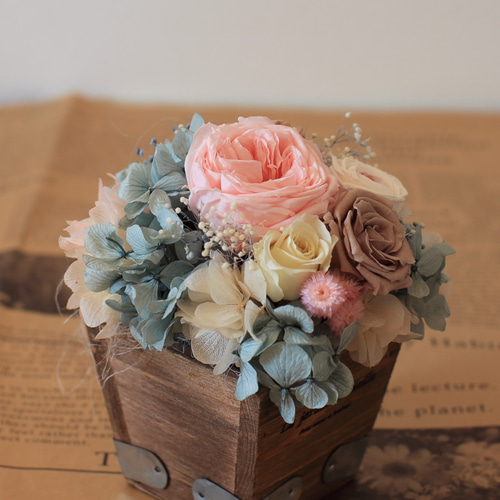 アンティーク。ご結婚祝い、開店祝いに。ピンク系くすみカラーの