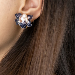 ＜SAPPHIRE BLUE＞ IRIS｜Pearl Earrings 5枚目の画像