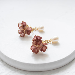 ＜ROSE TAUPE＞ LUCKY CLOVER｜Pearl Earrings 5枚目の画像