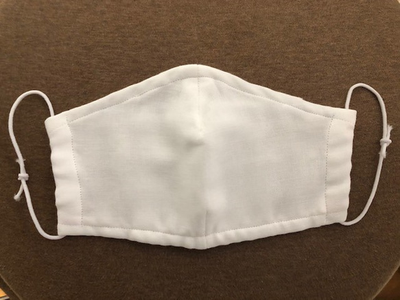 手作りガーゼマスク白（マスク用フィルター入れポケット付き） 1枚目の画像