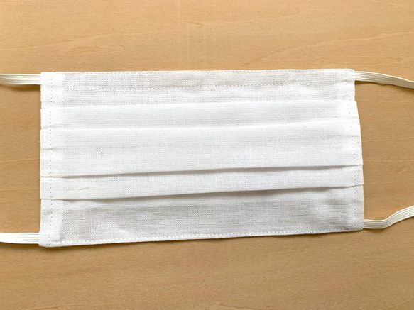 肌ざわりのよい さらし綿の二重仕立てのプリーツマスク ノーズワイヤーポケット&当て布ポケット有り 3枚目の画像