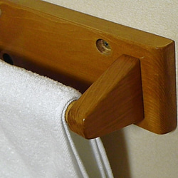木製タオル掛け　Sサイズ（ブライトオーク） 2枚目の画像