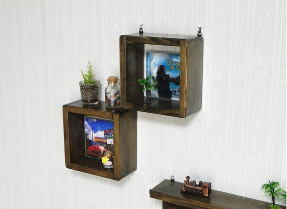 木製 壁掛け ボックス シェルフ 2個（ライト ウォルナット） 4枚目の画像