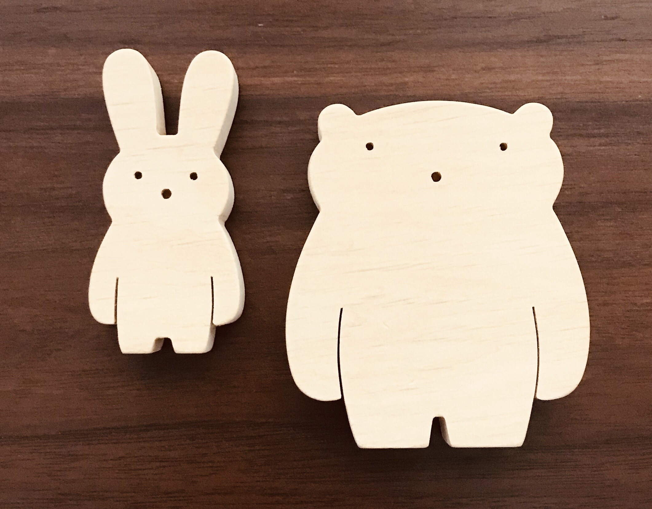 ウサギの家族 児童画 木製フレーム