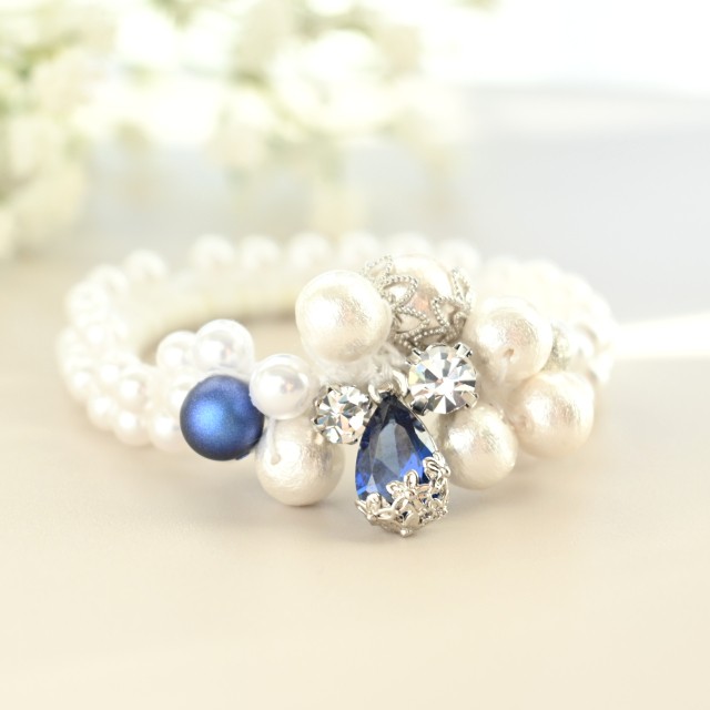 ロイヤルブルー×パール ビジュー シュシュ＊ブレスレット✨特集掲載作品