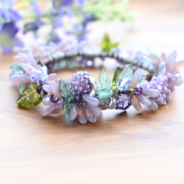 【ラスト1点】ラベンダー咲き誇る、ビジュー シュシュ＊ブレスレット