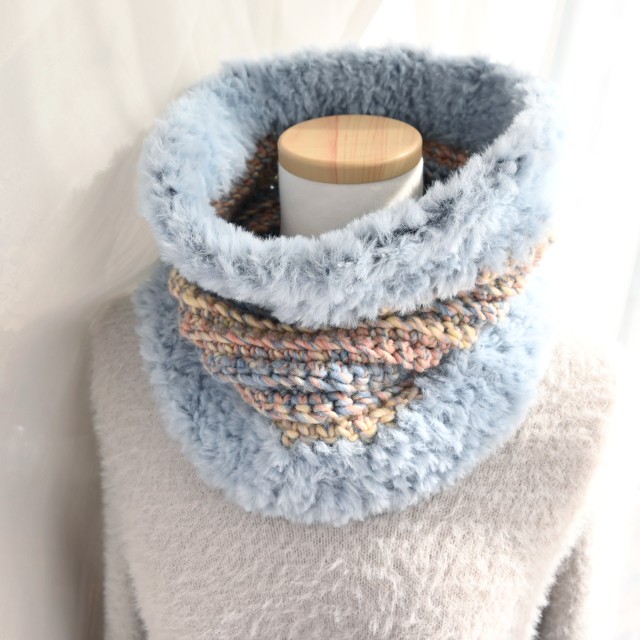 ふわもこ パステル ウール × もふもふファー ネックウォーマー《ライトブルー》