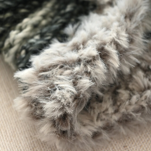 3日以内に発送！】 ふわふわ クロス ネックウォーマー ⛄ グレー