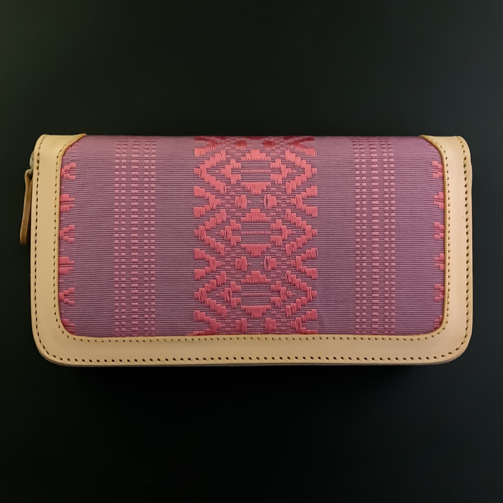 ファスナー長財布【博多織×レザー 】（BEYOND LEATHER） 24,980円