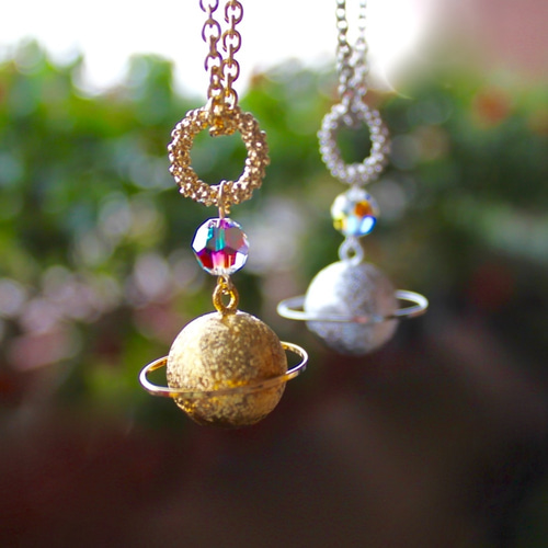 1000個販売♪癒しの音色オルゴールボールネックレス（コスモ、シルバー