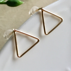 １４kgf☆小さなトライアングルピアス　（しっかりフルハード）〜Triangle〜 5枚目の画像