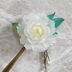 牡丹の花のかんざし(1本簪)白 4枚目の画像