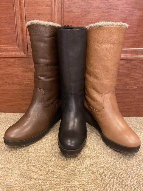 【アシオト】神戸の靴職人が作った♪超軽量・純国産牛革ボアブーツ(A91030)