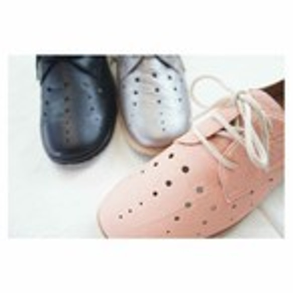 【アシオト】神戸の靴職人が作った♪超軽量・純国産パンチングシューズ♪（A1530） 1枚目の画像