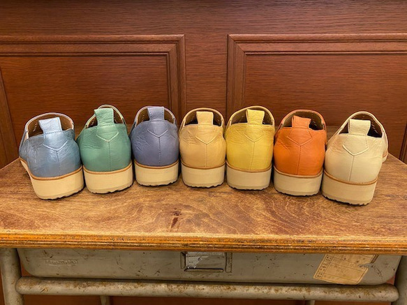 【アシオト】神戸の靴職人が作った♪超軽量・純国産パンチングシューズ♪（A1526）※セール商品 4枚目の画像