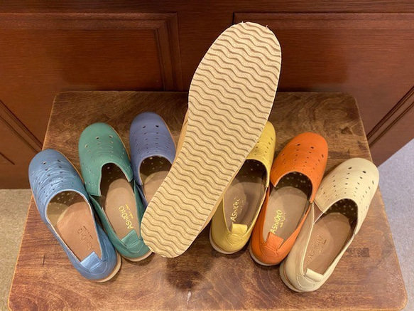 【アシオト】神戸の靴職人が作った♪超軽量・純国産パンチングシューズ♪（A1526）※セール商品 5枚目の画像