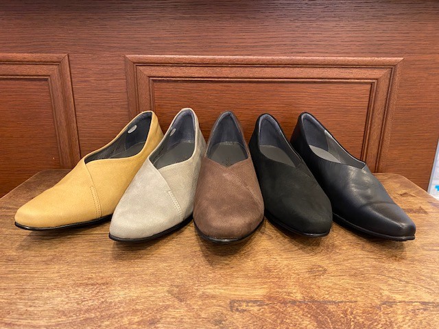 【アシオト】神戸の靴職人が作った♪超軽量・純国産レザーパンプス♪(A3702)