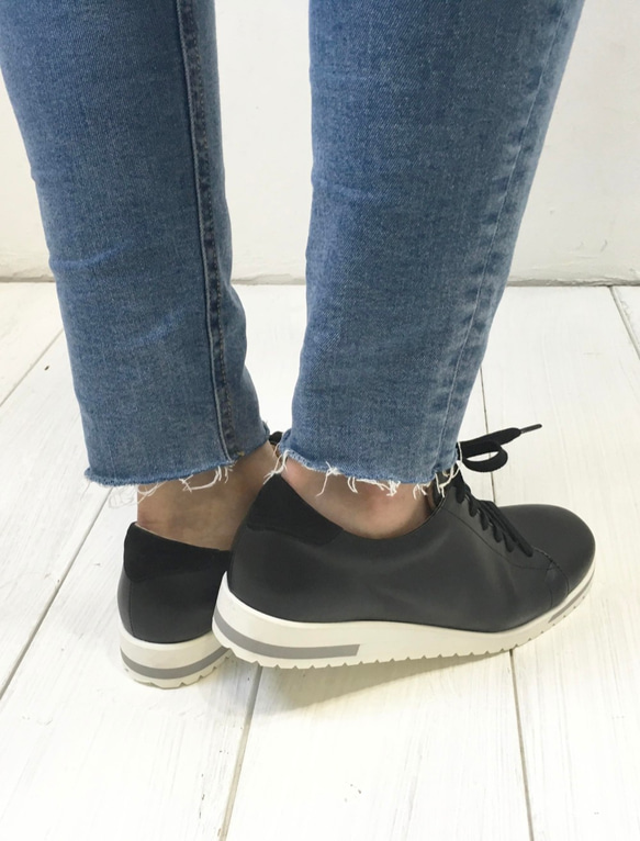 【アシオト】神戸の靴職人が作った♪超軽量・純国産レザースニーカー♪モデルサイズ26.0cmまで対応商品（3EA1541） 6枚目の画像