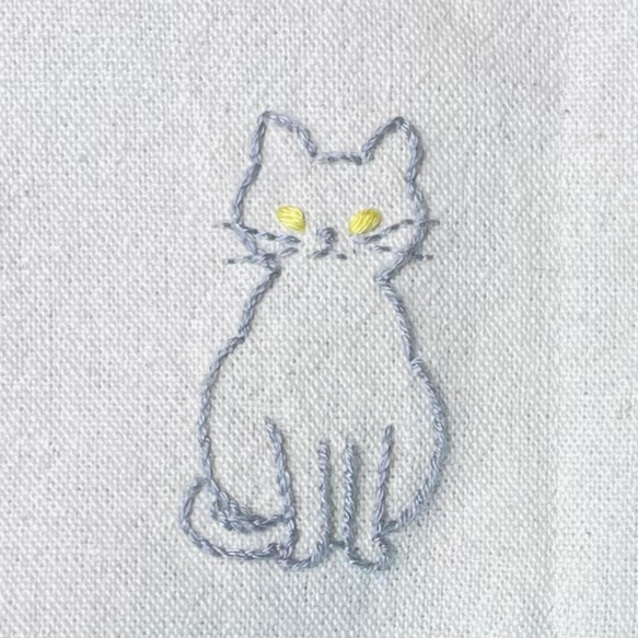 受注生産☆猫　手刺繍☆夏用 布マスク　接触冷感シャインクール天竺使用　日焼け防止　大臣風　マスクカバー　 4枚目の画像