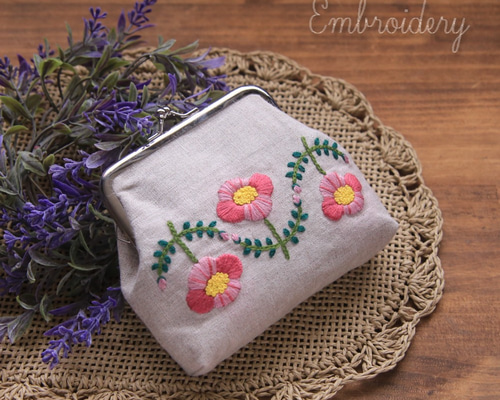 手刺繍☆がま口ポーチ☆ボタニカル☆リネン☆リネン☆生成 がま口 Rosy