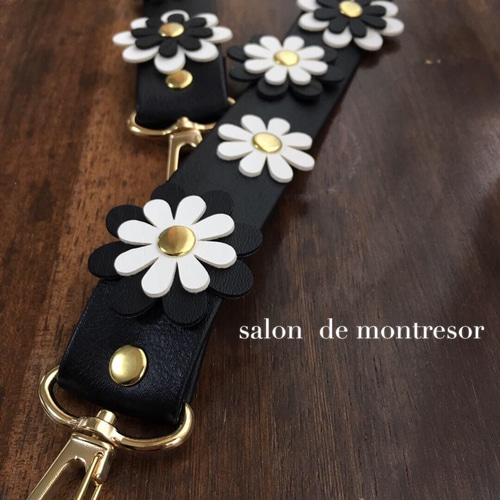 【 極美品 】 プラダ　ショルダーストラップ　フラワー　花　レザー　バッグ 160624_prada_01.jpg