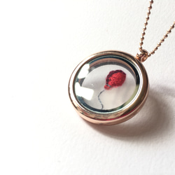 紅氣球透明玻璃刺繡吊墜 Le Ballon Rouge Embroidery in glass pendant｜可訂製 第3張的照片