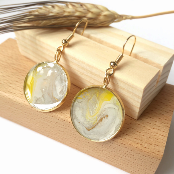 金黃樹脂耳環 Gold & yellow resin Earrings |可訂製 第1張的照片