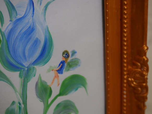 手描きの為１点のみ！青いバラのつぼみと妖精～fairylandシリーズ～（ゴールド色フレーム） 2枚目の画像