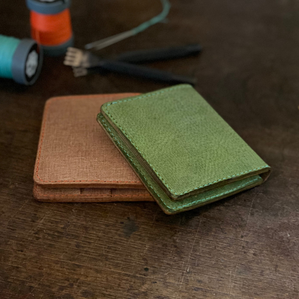 コンパクトハーフウォレット　TEMPESTI社　バベル　手縫い 4,620円